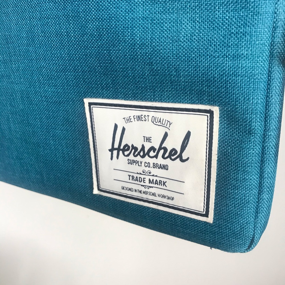 🔴SOLD🔴 Herschel Anchor Sleeve for iPad Air/ iPad Case - Picture 3 of 7